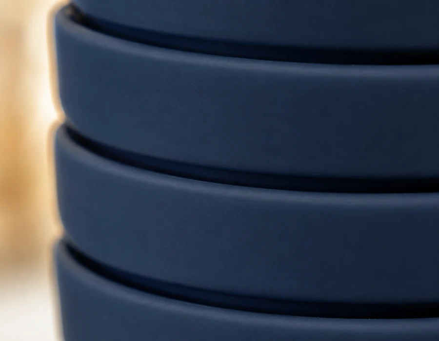 Close view of the accordion rings on a Slate silicone bottle body